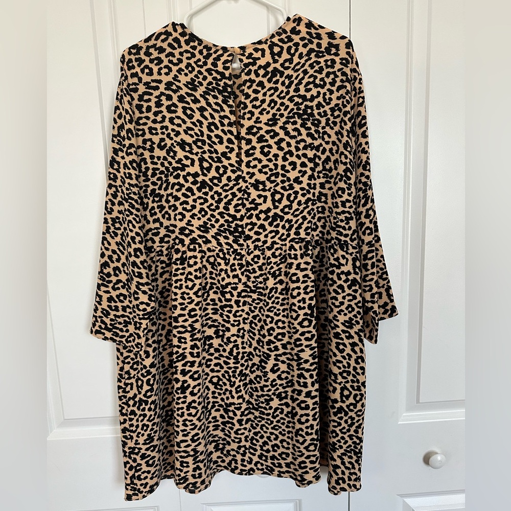 ASOS DESIGN long sleeve smock mini dress in leopard print - Picture 3 of 6